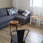 Ria\'S Deluxe Apartments